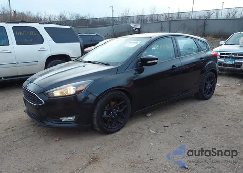 2016 Ford Focus Se z USA, uszkodzony, nr VIN 1FADP3K23GL299558